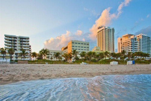 Holiday Inn Miami Beach-Oceanfront image 46
